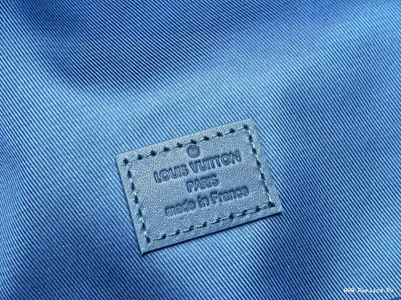 AAA Replica Ru VUITTON BACKPACK TAKEOFF LOUIS 0601